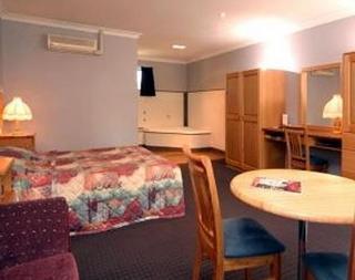 Sunseeker Motor Motel 4*